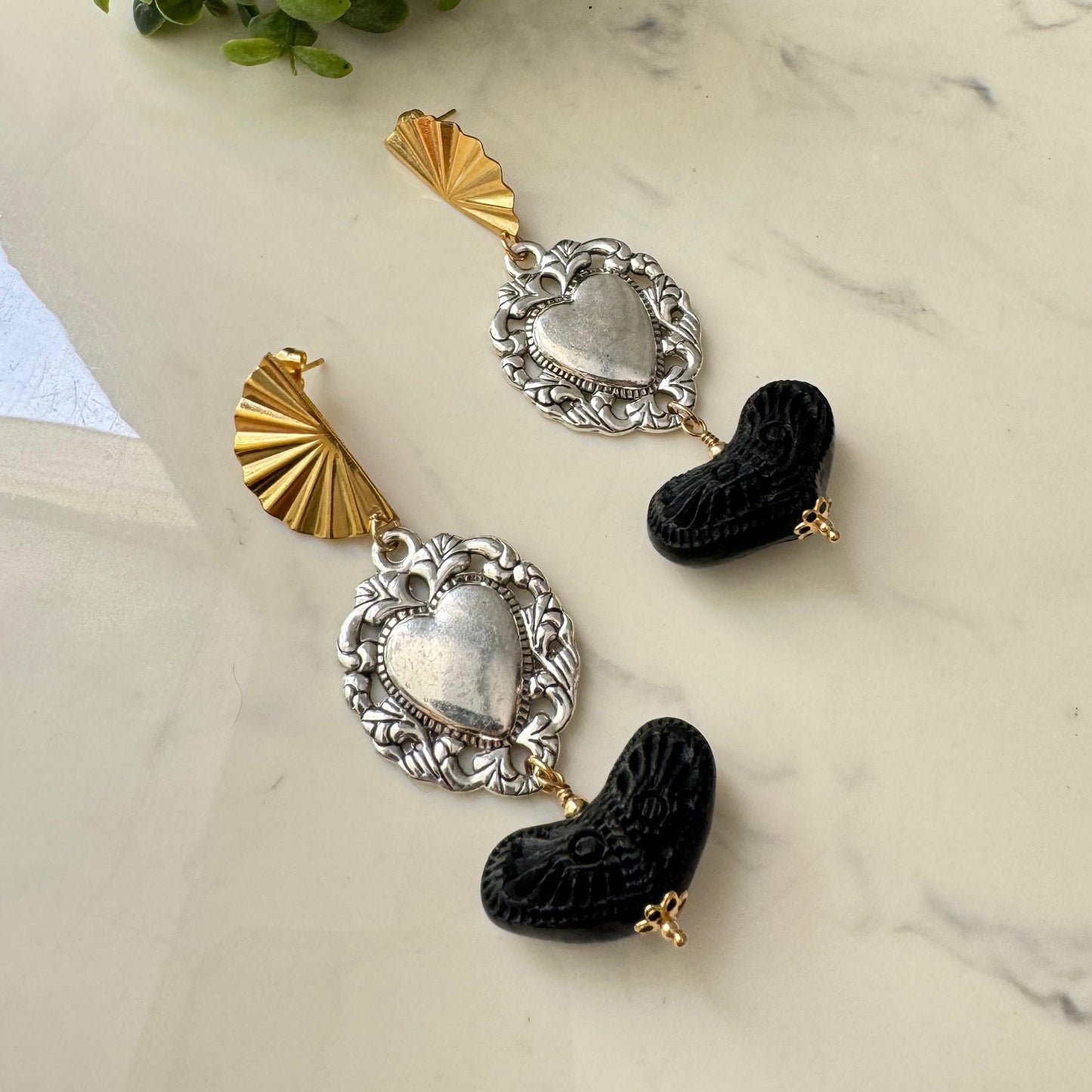 ARETES VALENTINA