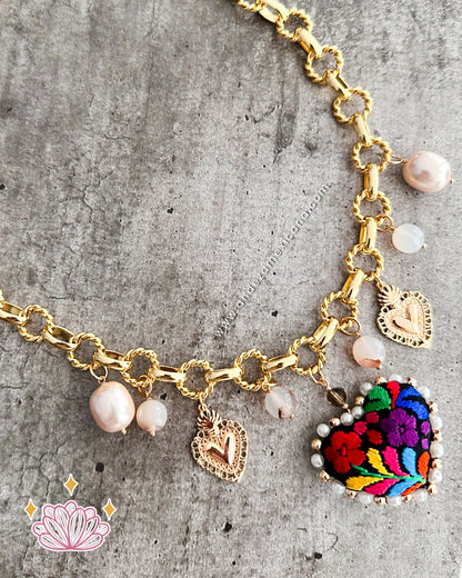 Collar Orgullosa