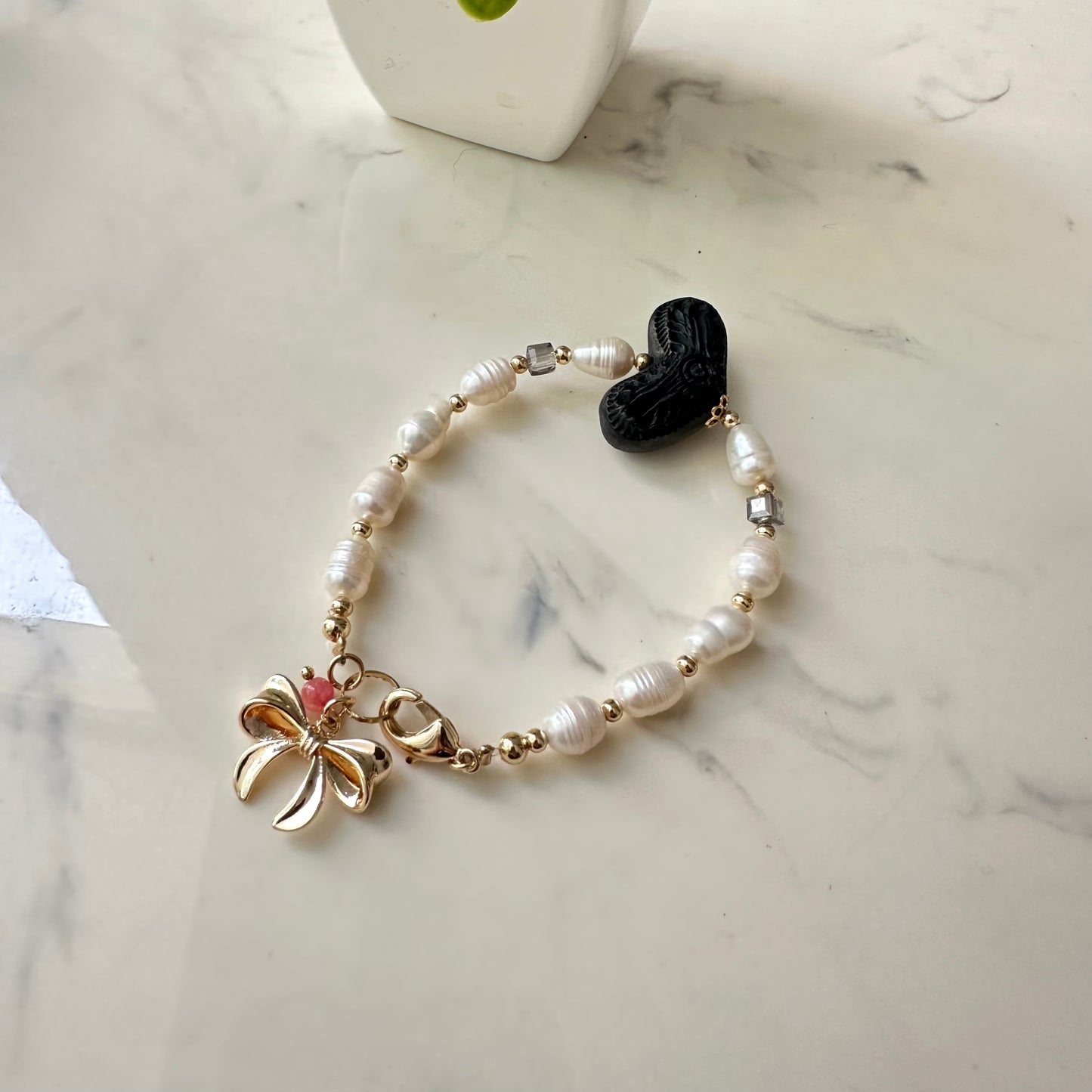 PULSERA MONA